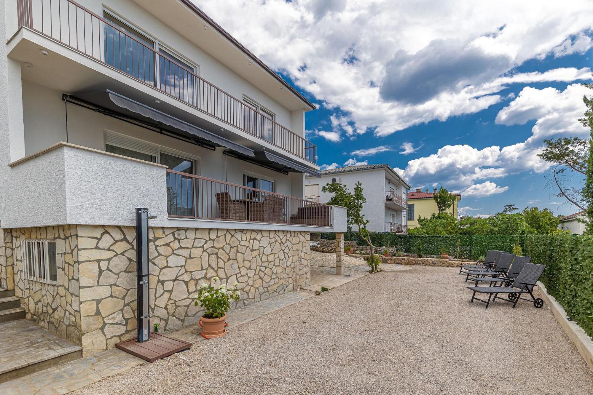 Ninna Villa *